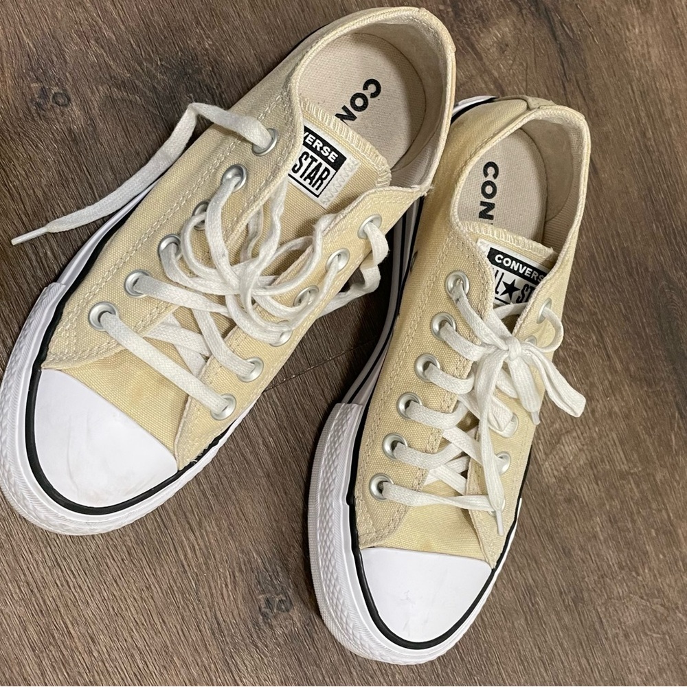 Converse tan unisex platform shoes